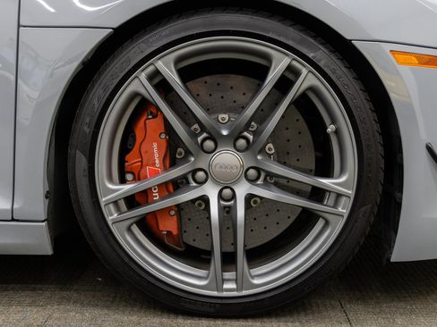 Used 2012 Audi R8 GT image 29