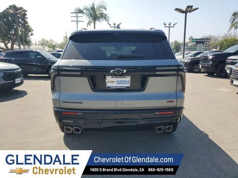 New 2026 Chevrolet Traverse RS w/ LPO, Floor Liner Package FWD image 13
