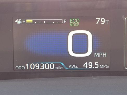 Used 2018 Toyota Prius Two image 19