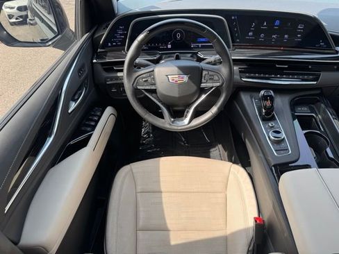 Used 2024 Cadillac Escalade Sport w/ Touring Package image 20