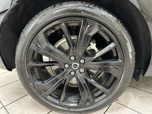 Used 2024 Volvo XC60 T8 Ultimate w/ Protection Package Premier image 14