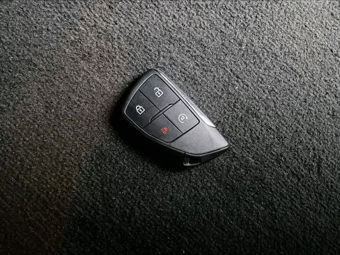 Used 2023 Chevrolet Colorado LT w/ LT Convenience Package II image 31