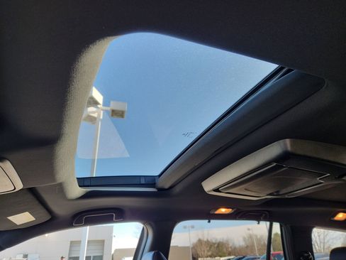 Used 2022 Honda Pilot Black Edition image 29