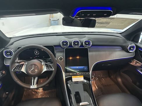 New 2026 Mercedes-Benz GLC 300 image 21