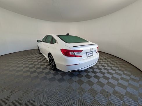 Used 2022 Honda Accord Sport image 11