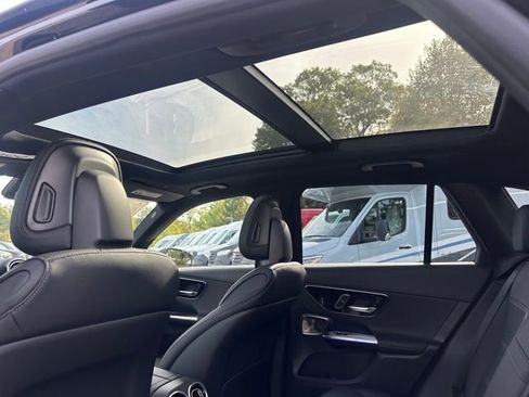 Used 2026 Mercedes-Benz GLC 350e GLC 350e image 34