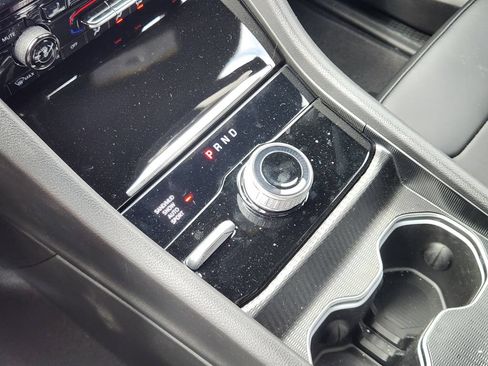 New 2025 Jeep Grand Cherokee L Limited AWD/4WD image 14