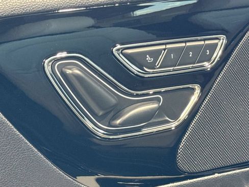 Certified 2026 Lincoln Aviator AWD image 13