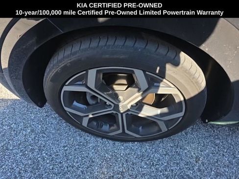 Certified 2023 Kia Niro SX Touring FWD image 8
