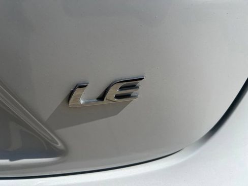 Used 2024 Toyota Corolla LE FWD image 14