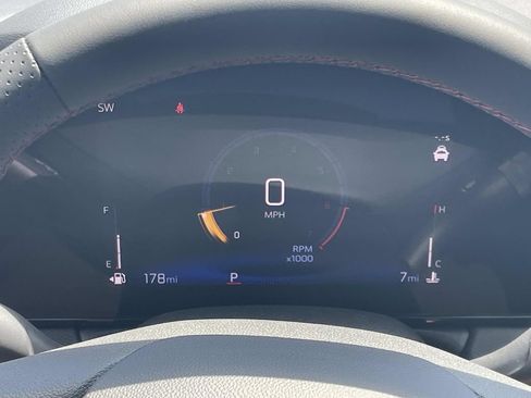 New 2026 Chevrolet TrailBlazer RS w/ Convenience Package FWD image 27