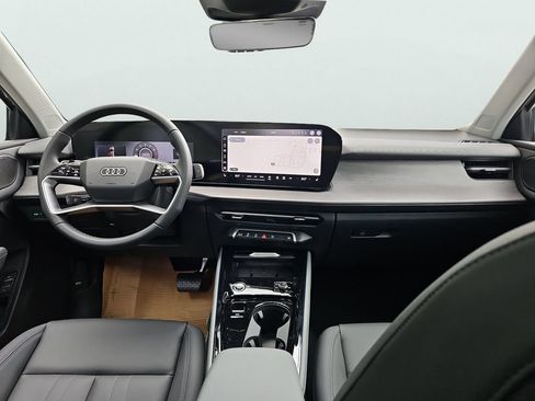New 2026 Audi Q3 quattro 2.0T AWD/4WD image 5