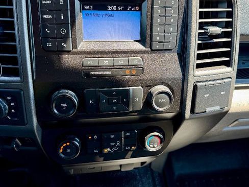 Used 2022 Ford F350 XL w/ Power Equipment Group AWD/4WD image 17