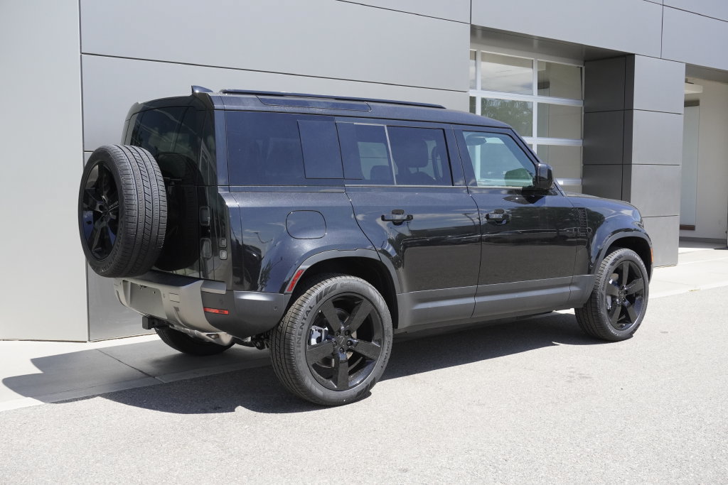 New 2026 Land Rover Defender 110 S AWD/4WD image 2