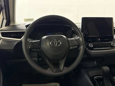 Used 2024 Toyota Corolla LE FWD image 20