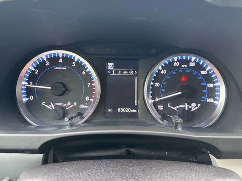 Used 2017 Toyota Highlander Plus image 25