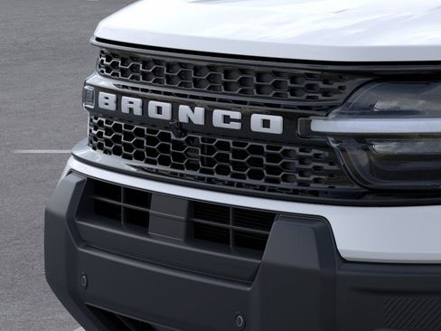 New 2026 Ford Bronco Sport Outer Banks w/ Outer Banks Tech Package+ AWD/4WD image 17