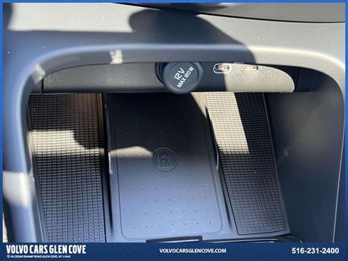 New 2026 Volvo XC40 B5 Core w/ Protection Package Premier AWD/4WD image 29