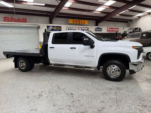 Used 2023 Chevrolet Silverado 3500 W/T w/ WT Convenience Package AWD/4WD image 10