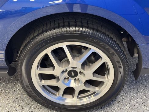 Used 2007 Ford Mustang Shelby GT500 RWD image 24