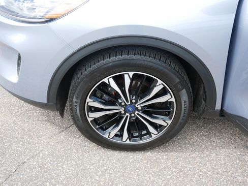 Used 2022 Ford Escape SE w/ SE Sport Appearance Package AWD/4WD image 15