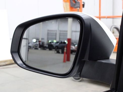 Used 2024 Toyota Tacoma SR5 image 38