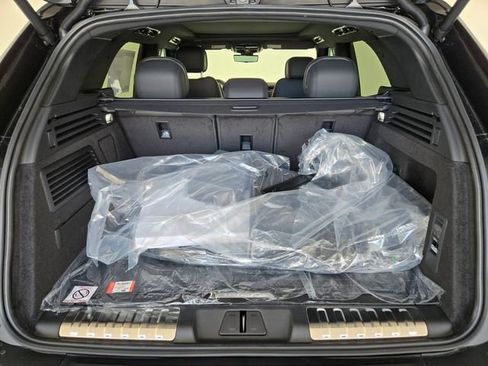 New 2026 Land Rover Range Rover Sport Dynamic SE AWD/4WD image 14