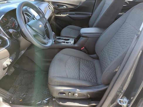 Used 2018 Chevrolet Equinox LT image 15