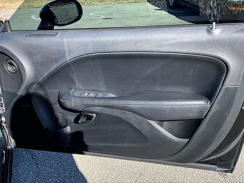 Used 2017 Dodge Challenger SRT Hellcat image 22