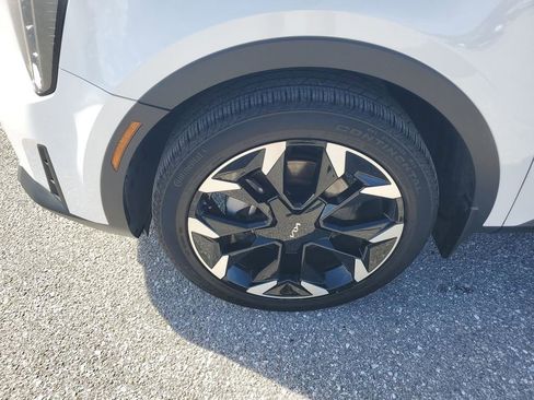 Used 2025 Kia Sorento EX w/ Panoramic Sunroof Package image 17