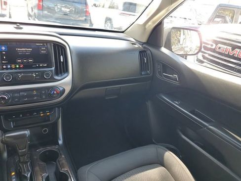 Used 2020 GMC Canyon SLE w/ Driver Alert Package image 15