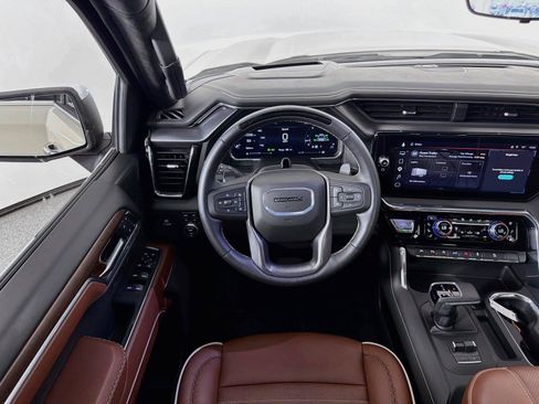 Used 2026 GMC Sierra 1500 Denali Ultimate AWD/4WD image 18