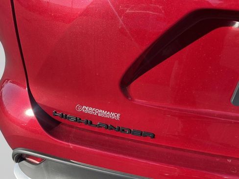 Used 2025 Toyota Highlander XSE image 15