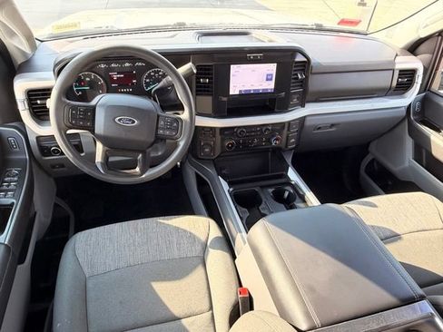 Used 2025 Ford F250 XLT w/ FX4 Off-Road Package AWD/4WD image 16