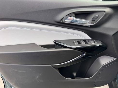 New 2026 Chevrolet Trax LT w/ LT Convenience Package image 17