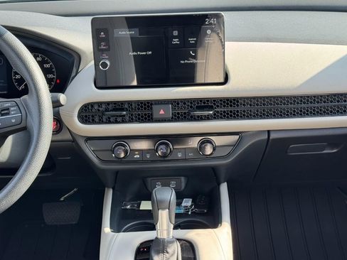 Certified 2026 Honda HR-V LX image 12