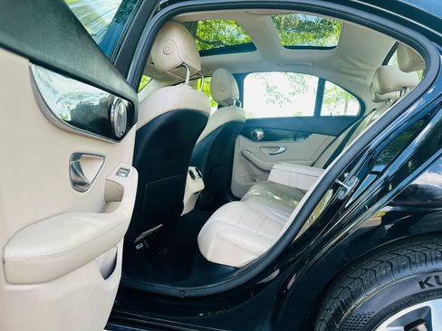 Used 2016 Mercedes-Benz C 300 4MATIC Sedan image 13