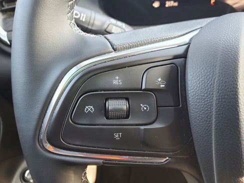 Used 2024 Buick Encore GX Preferred FWD image 10