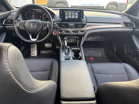 Used 2022 Honda Accord Sport image 12