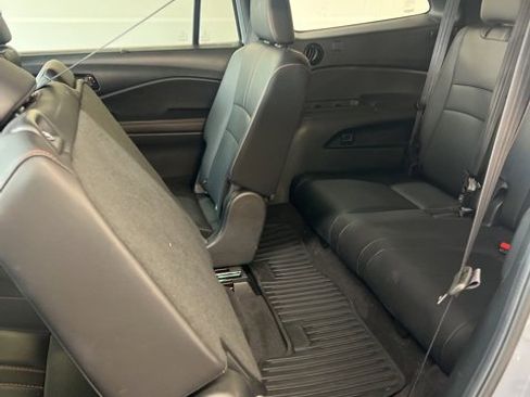 Used 2022 Honda Pilot TrailSport image 43