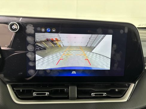 Used 2026 Chevrolet Equinox LT AWD/4WD image 15