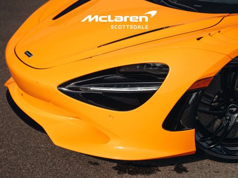 Used 2024 McLaren 750S RWD image 15