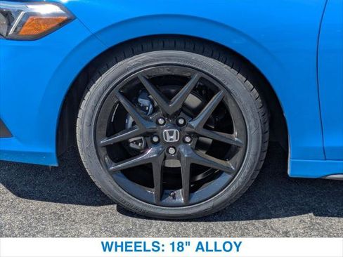 Used 2023 Honda Civic Sport image 11