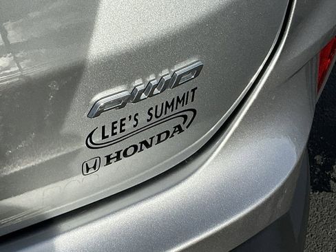 Used 2024 Ford Edge SE image 6