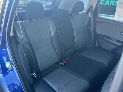 Used 2023 Nissan Rogue SV image 15