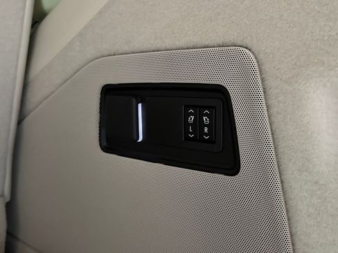 New 2026 Cadillac Escalade Platinum Sport AWD/4WD image 59