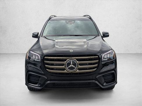 Certified 2026 Mercedes-Benz GLS 450 4MATIC image 2