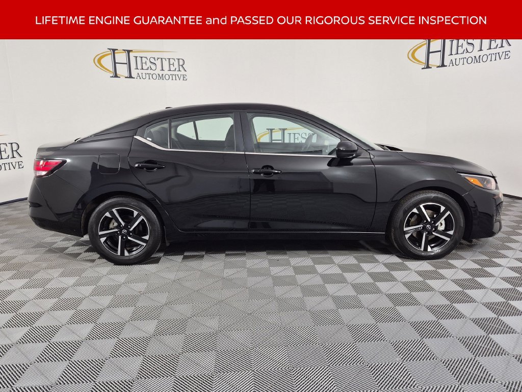 Used 2025 Nissan Sentra SV FWD image 3