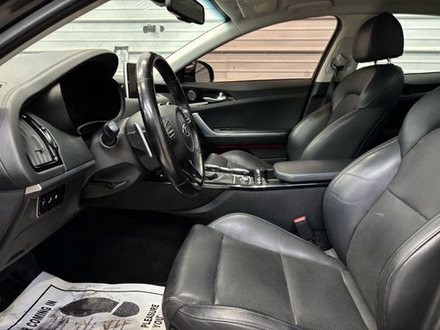 Used 2019 Kia Stinger w/ Sun & Sound Package image 10