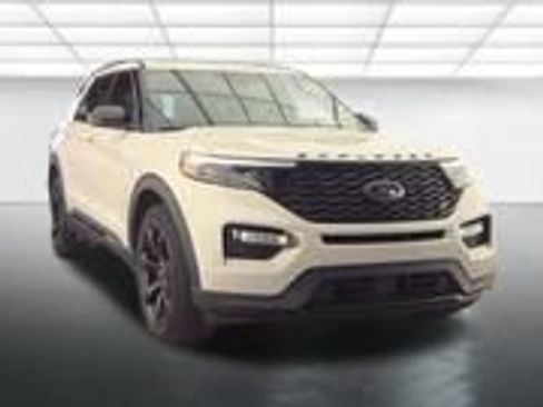 Used 2024 Ford Explorer ST w/ Equipment Group 401A AWD/4WD image 18
